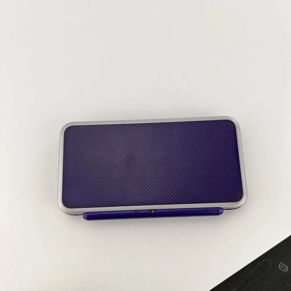 Nintendo 2DS XL Purple Handheld Console Nintendo 4GB Touchscreen JAN-001